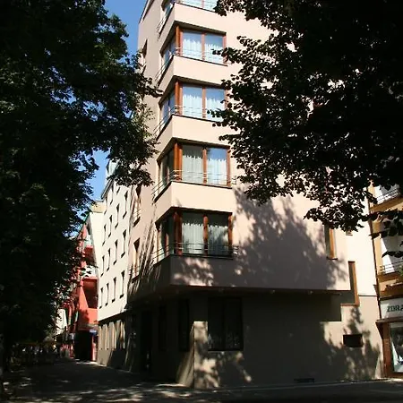 Lazensky Park Hotel