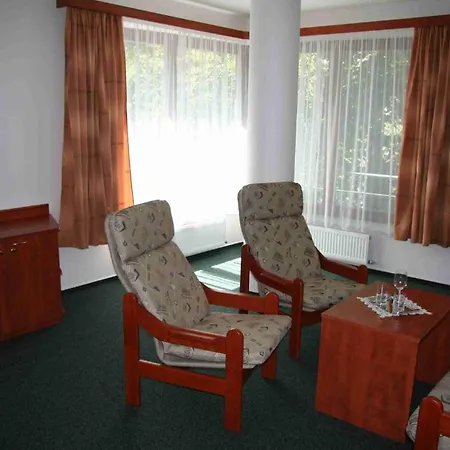 Lazensky Park Hotel 4*